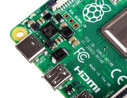 RPI4-MODBP-4GB - Ordenador Monoplaca, Raspberry Pi 4 Modelo B, SoC BCM2711, 4GB DDR4 RAM, USB 3.0, PoE Habilitado